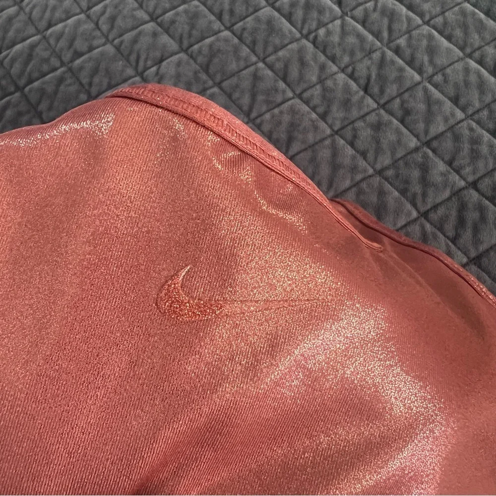 Nike Shine Sports Bra Women’s Medium Swoosh Pink Athletic B14